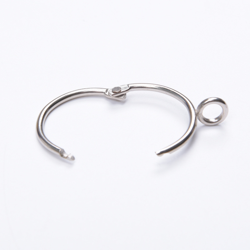 Silver [with small open ring]]