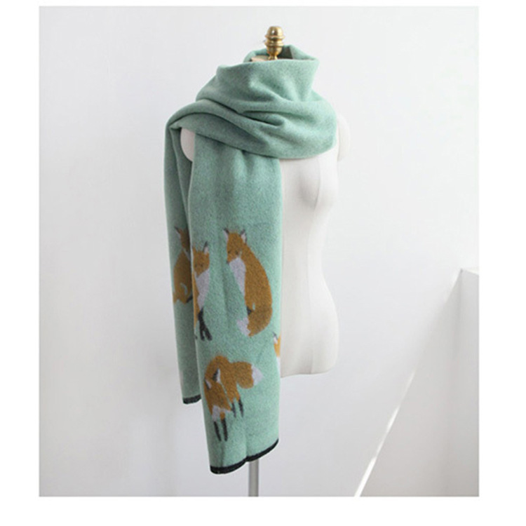 Winter Europe and the United States new trend small Fox cashmere scarf ladies double-sided padded shawl scarf a generation of hair