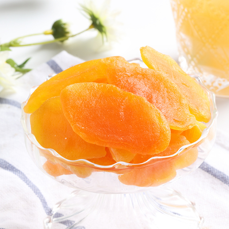 [Three Squirrels dried yellow peach 106g] casual snacks specialty preserved fruit dried dried peach