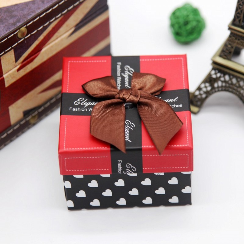 Supply watch box, jewelry box, Peach heart packing box bow carton decoration display box watch packaging