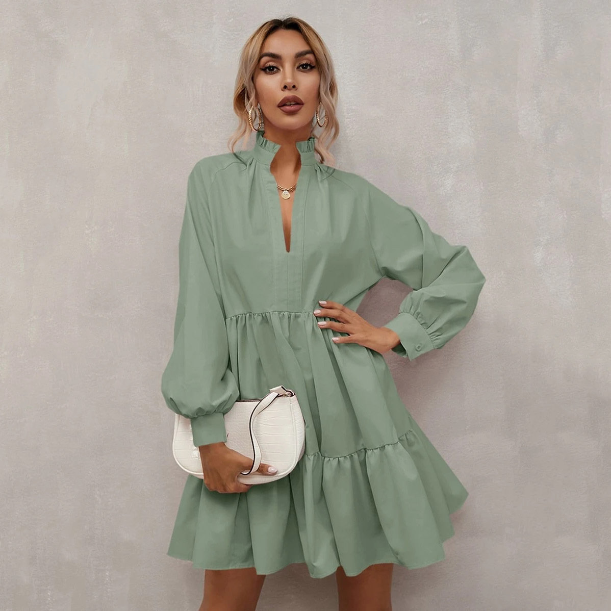 2023 European and American Amazon Spring and Autumn New Women's Pleated Dress Solid Color V-neck Lantern Long Sleeve Dress for Women