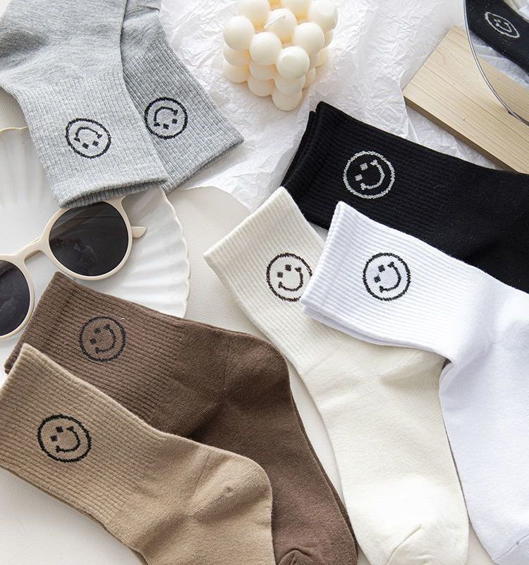 Smiley Socks Women's Korean-style Harajuku Style Instagram Style Summer Thin All-match Cute Japanese Students Internet Celebrity Sports