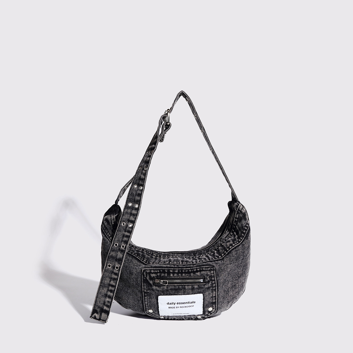 2024 New Armpit Bag Niche Design Retro Washed Denim Bag High-end Dumpling Bag Sweet Cool Spice Girl All-match Trendy