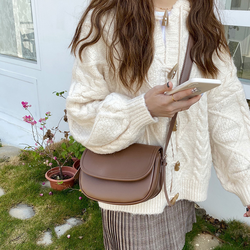 韓国版半円のサドルバッグ女性2023秋冬新作insシンプルなレトロな雰囲気のコンビネーションショルダーバッグ|undefined