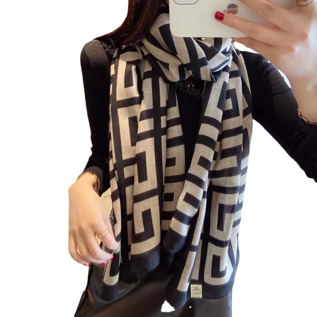 European and American ins Cotton and Linen Scarf Spring and Autumn Scarf Women's Sunscreen Shawl Beach Towel Warm Cross-border Foreign Trade