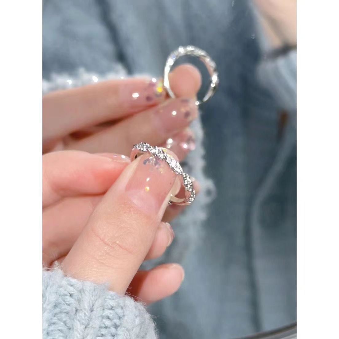 carousel-thumb-1