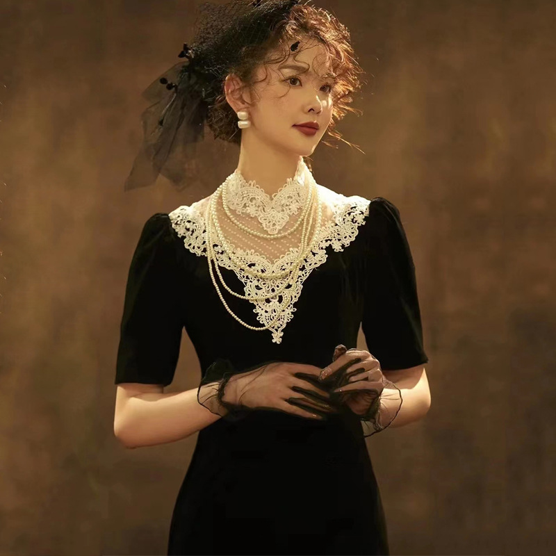 New retro Chinese cheongsam 2024 studio photo theme clothing couple photo lace Hepburn style dress black