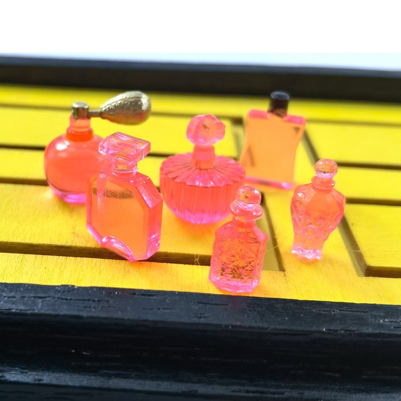 DOLLHOUSE small cloth doll house accessories diy scene model mini simulation perfume toy resin small ornaments