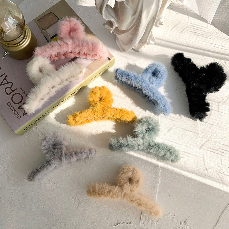 Plush Back of Head Large Hair Grab Clip South Korea Elegant Elegant Hair Clip Female Hair Clip Hair Shark Hair Grab Headwear