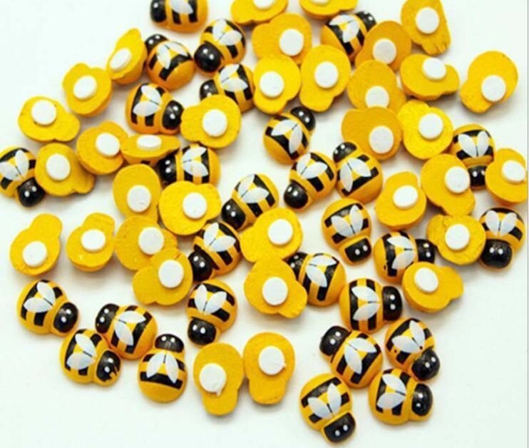 Various specifications creative wooden small ladybug wooden diy accessories wooden yellow small bee self-adhesive piece ornaments