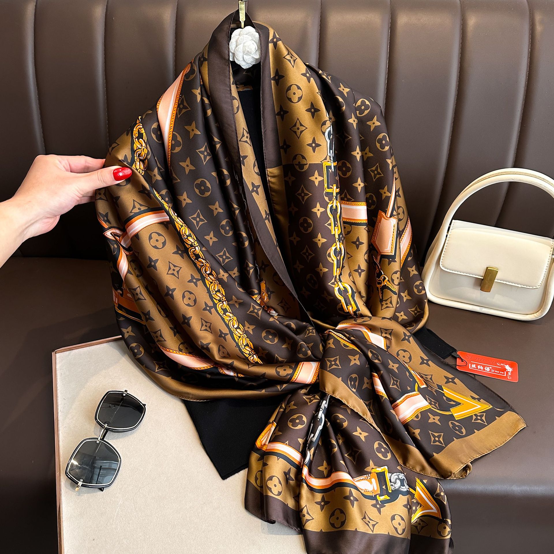 New fashion all-match long scarf women's letter printed scarf shawl outer wear decorative beach towel lengthened