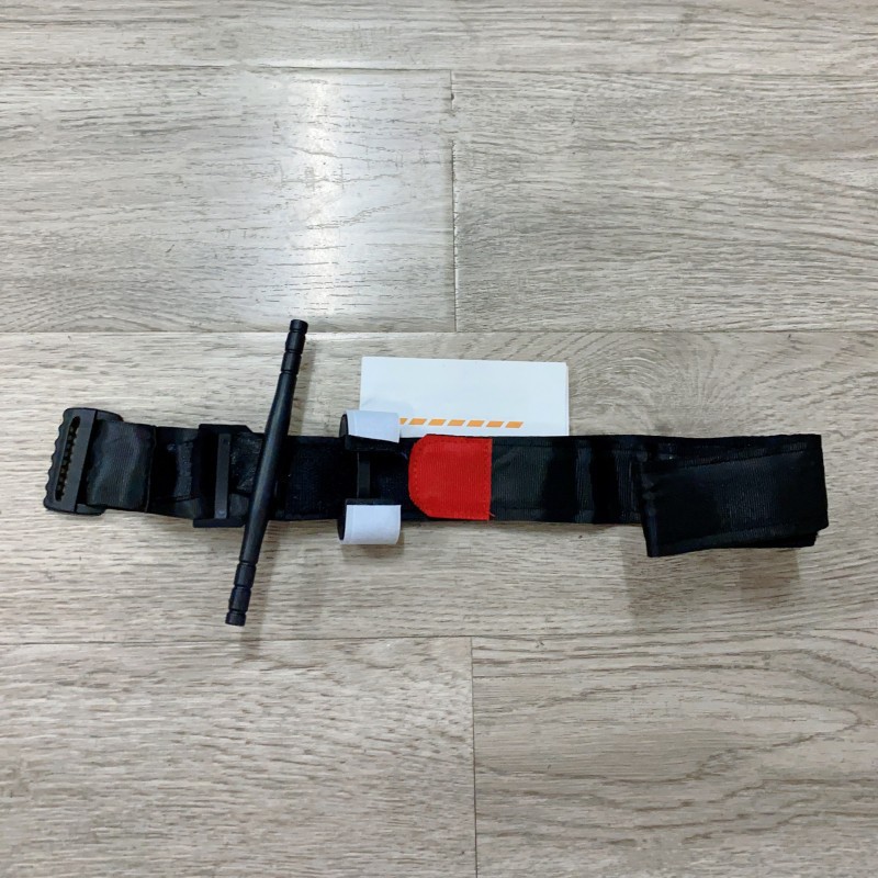 Cross-border military fan hemostatic bandage double-hand spinning snap-on tourniquet outdoor tactical first aid tourniquet