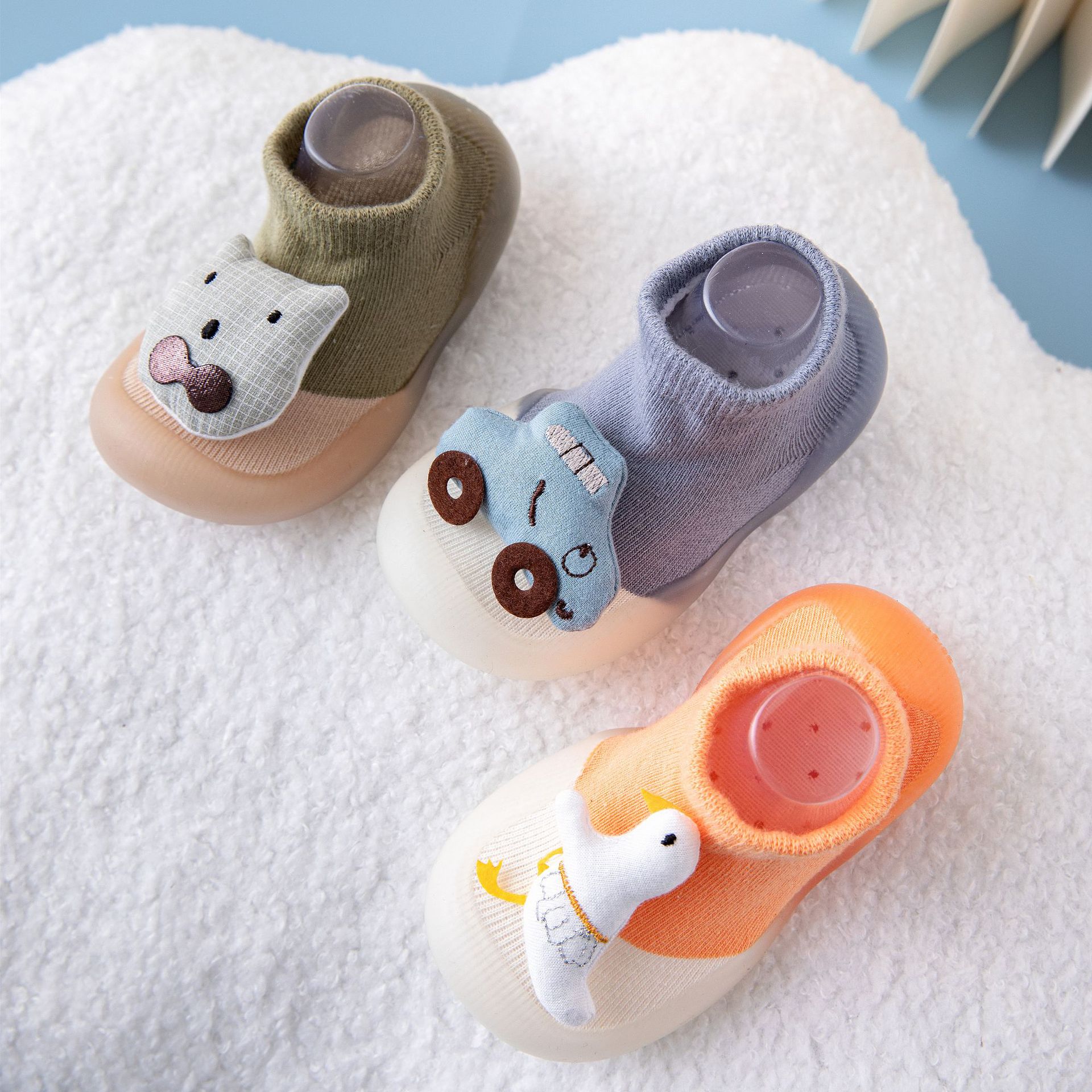 2022 New Spring and Summer New Baby Shoes and Socks Soft Sole Non-Slip Baby Toddler Shoes Socks Floor Shoes Doll Socks Shoes