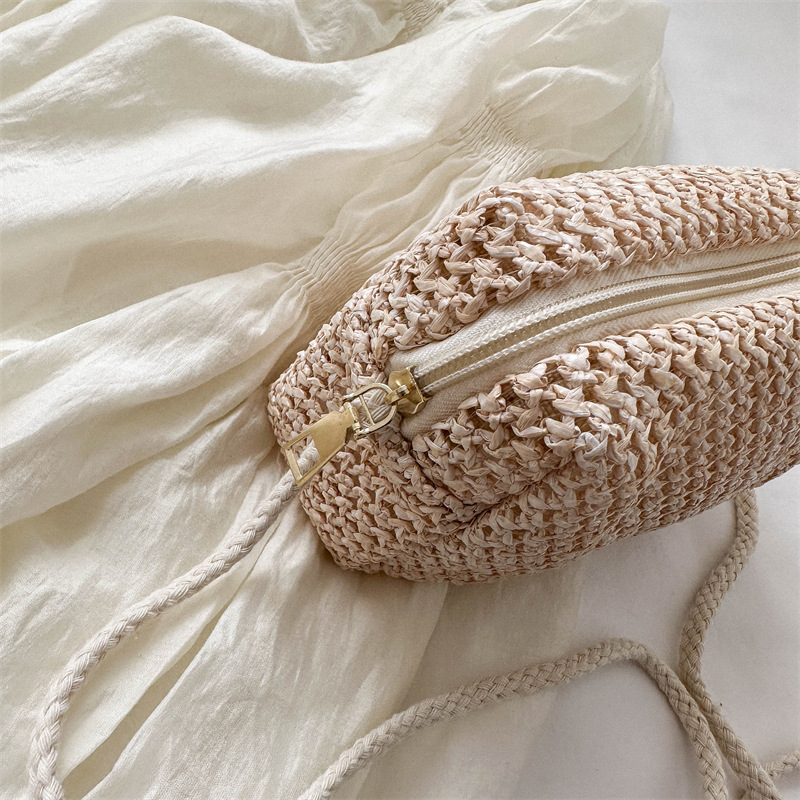 Summer Mini Handmade Woven Bag Women's 2023 New Fashionable Small Fresh Style Pastoral Style Crossbody Straw Woven Bag Small Square Bag