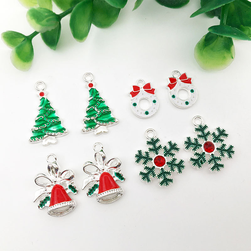 1つのクリスマスツリーの雪の鈴diy合金の部品のブレスレットのネックレスのキーホルダーの小さいペンダントの油の小さいペンダント|undefined