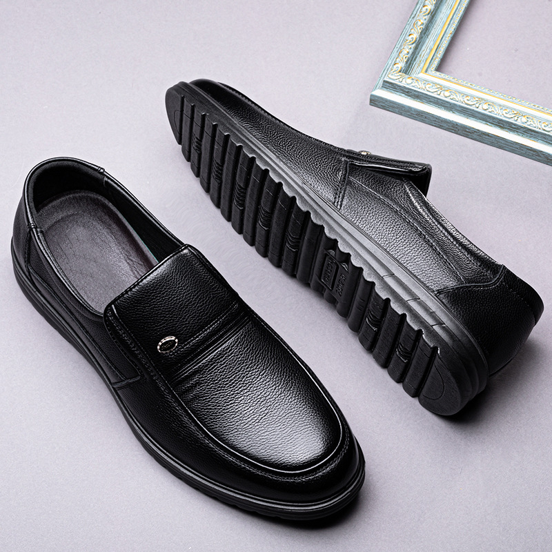 Leather Shoes Men's Genuine Leather Business Dress Men's Middle-aged Soft Bottom Cowhide Dad Shoes Autumn and Winter Fleece-lined New Cotton Shoes for Men