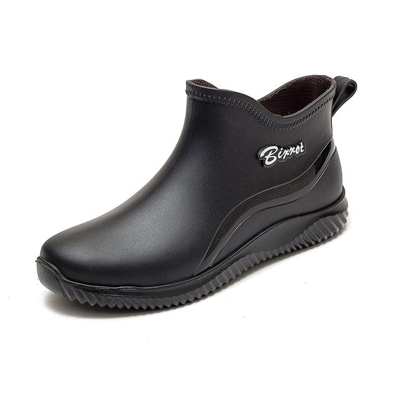 New men's and women's lovers rain boots waterproof shoes non-slip rain boots short tube fashion light sports Korean foreign trade Wholesale