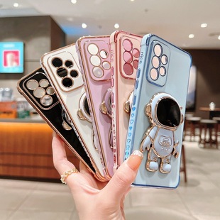Side electroplated love for Samsung S24 mobile phone shell fine hole soft shell 15pro all-inclusive drop-resistant astronaut bracket