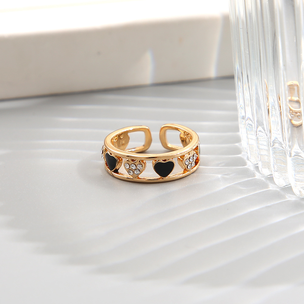 ins Style Ring Niche Women's Micro-inlaid Love Design Light Luxury Hollow Opening Ring Fine Advanced Sense Adjustable_voghion.com