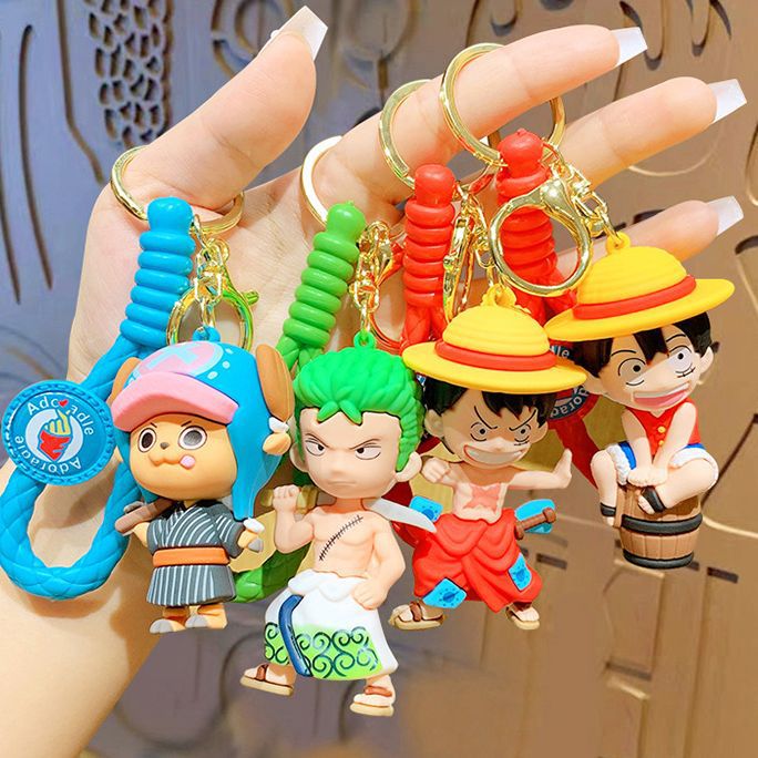 Cartoon animation One Piece Key Chain Luffy Chopper three-dimensional doll car key chain pendant bag hanging decoration