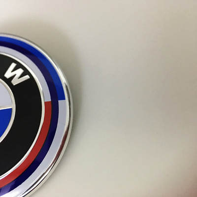 Suitable for BMW BMW 50th anniversary car logo X1X3X5X6 hood logo wheel center cover logo front and rear car logo