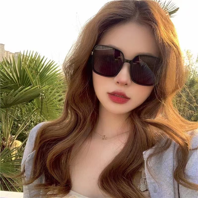 Солнцезащитные очки Rice Nail Box Gradient 2023 Новые солнцезащитные очки Модные женские летние УФ-солнцезащитные очки в стиле ретро
