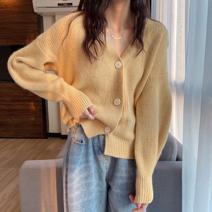 Spring and Autumn Sweater French V-neck Candy-colored Top Long-sleeved Women's Cardigan Outer Loose Knitted Sweater Jacket Women's Fashion
