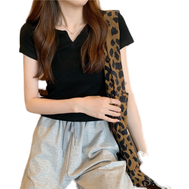 Summer cropped solid color short-sleeved T-shirt women's sexy foreign trade Women's fashionable small V-neck short design slim top women