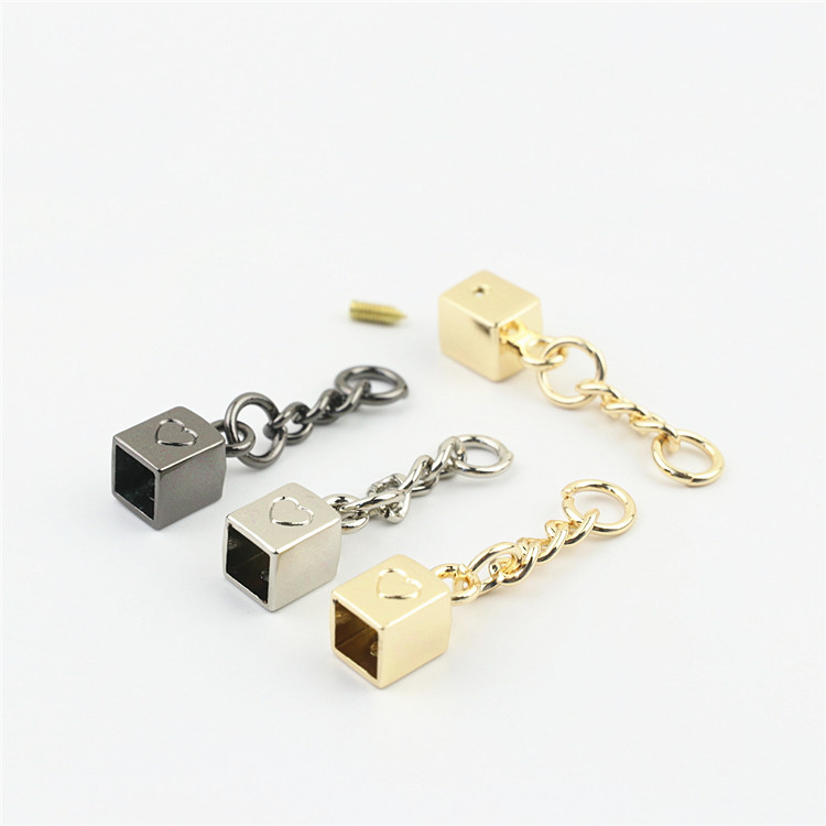 Luggage hardware accessories metal jewelry chain tassel screw love-shaped pendant pendant clothing hardware accessories