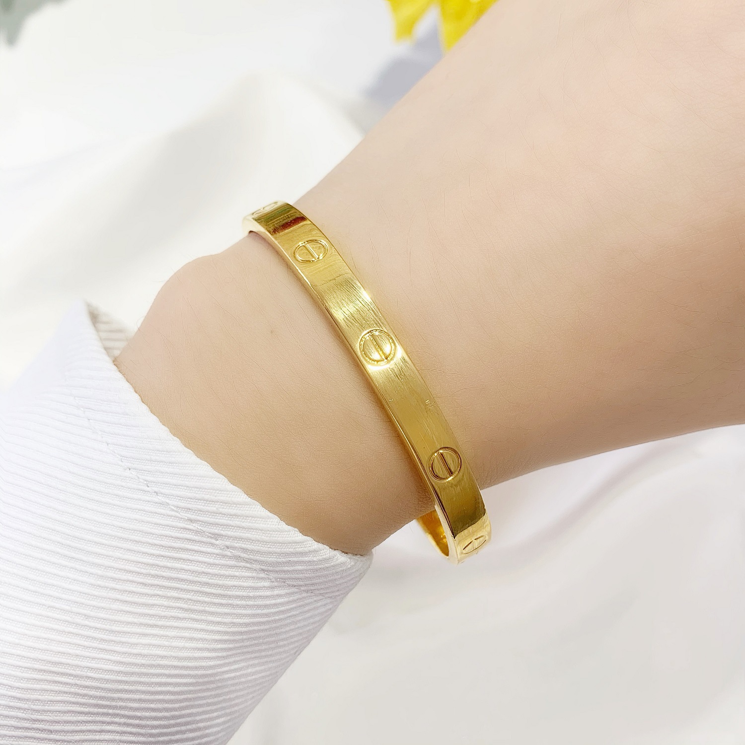 ブレスレット - サンドゴールドスナップクラスプブレスレット、欧米のライトラグジュアリースタイル、模造金色、24Kゴールドメッキ