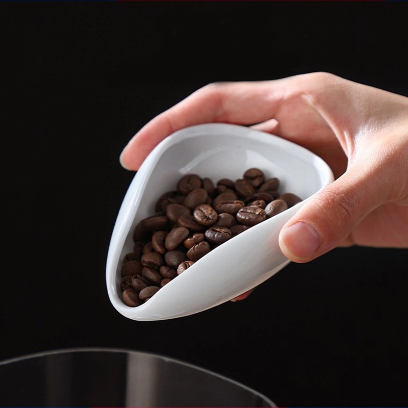 Coffee weighing bean dish packing plate connecting bean plate ceramic coffee bean measuring cup scale bean plate special bowl measuring spoon tea dish