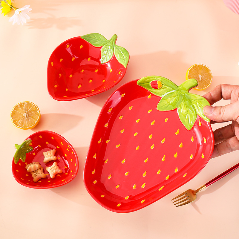 Creative ceramic strawberry bowl plate tableware cute high-looking cartoon dessert salad bowl snack plate fruit plate