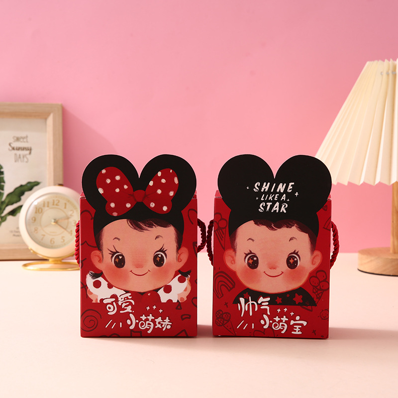 European-style girl heart ns hand gift wedding children's baby gift box festive supplies wholesale packaging box candy box