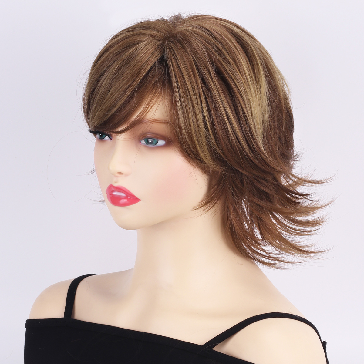 Piiriülesed Euroopa ja Ameerika moeparukad naistele kohevad esiletõstmised gradientlühikesed keemilisest kiust täispea parukad tehase hulgimüük_voghion.com