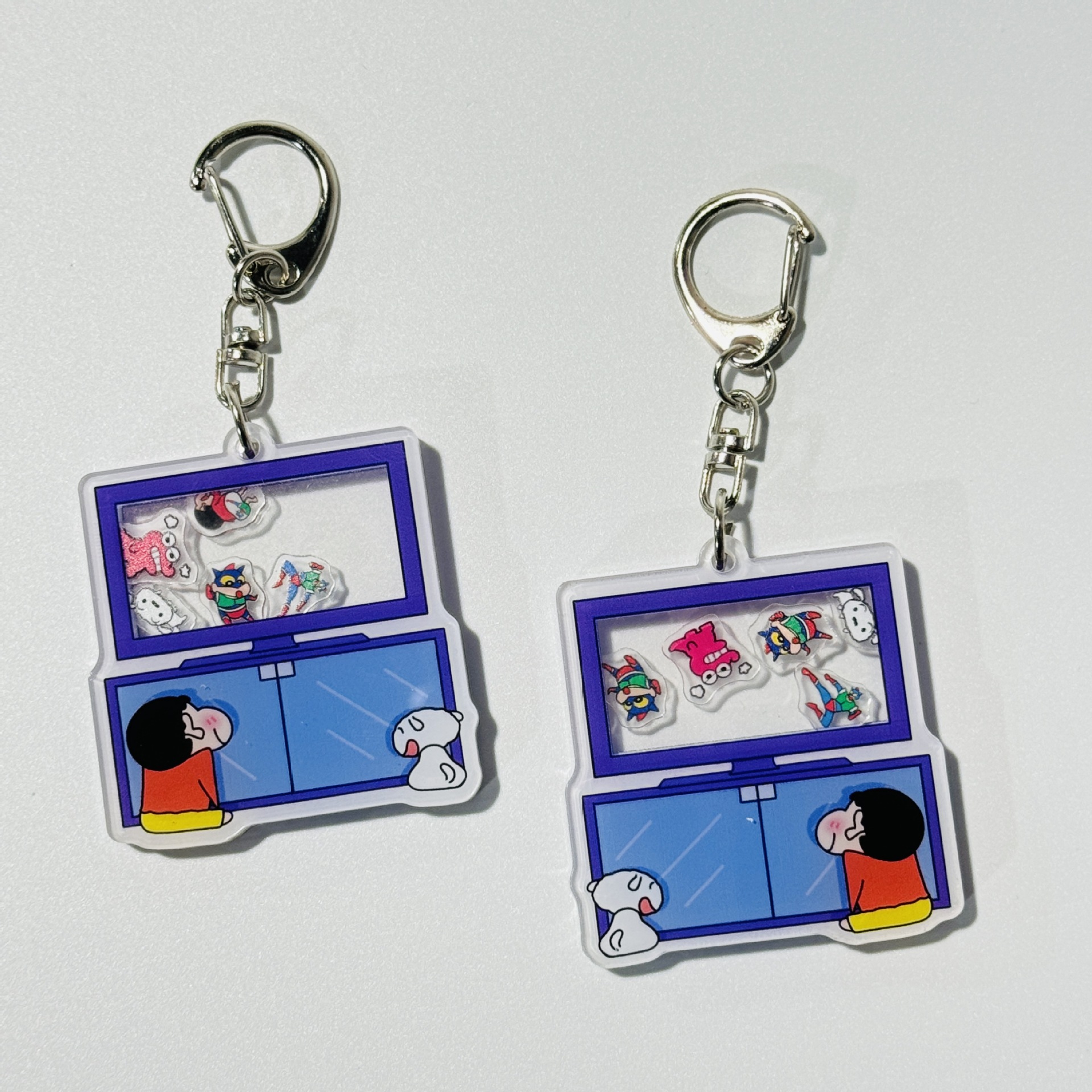 Homemade crayon Xiaoxin watch TV keychain acrylic rocking pendant niche acrylic keychain for free