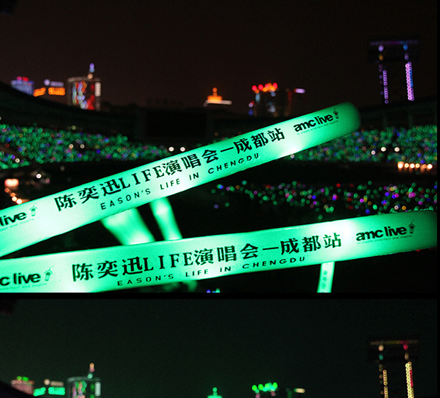 Factory direct supply sponge fluorescent stick flash stick colorful plastic luminous stick should aid bar concert cheer stick