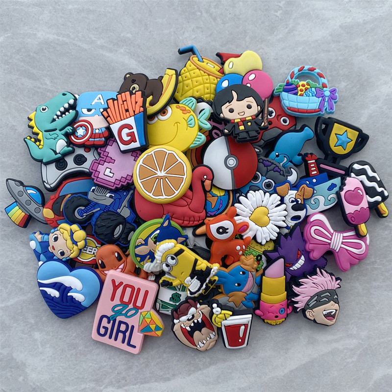 Cross-border hole shoes accessories PVC soft rubber decorative hole shoes cartoon shoes flower detachable decorative buckle accessories wholesale