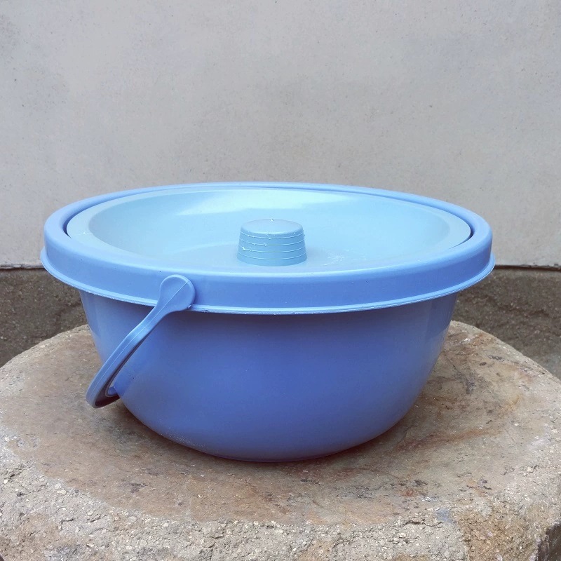 Factory Direct supply portable potty with lid drop-resistant anti-odor potty urinal urinal toilet chair accessories