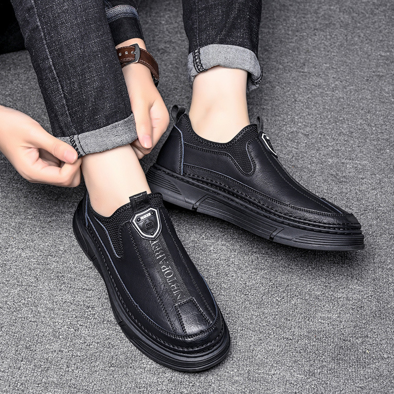 2023 Cotton Same Solid Color Casual Men's Shoes Daily Travel Trendy Board Shoes Low-top Black Round-toe Leather Shoes for Men