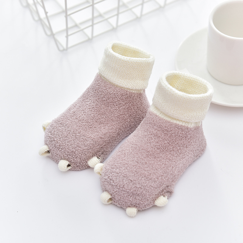 Factory Direct supply autumn and winter children's socks Terry socks paw socks baby socks non-slip dispensing baby floor socks
