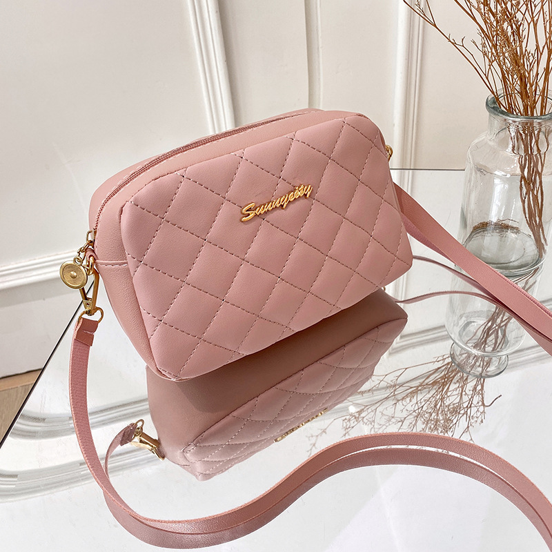 Foreign trade diamond embroidery line ladies camera bag consignment 2022 autumn winter summer autumn Korean new slung shoulder mobile phone bag