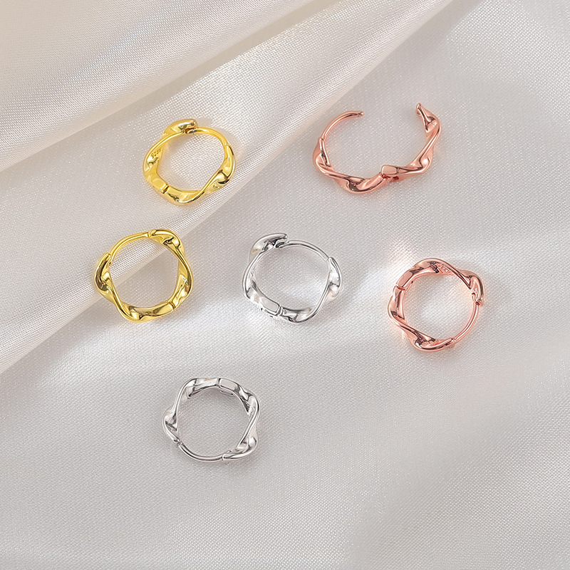 925 Sterling Silver Plated Möbius Hoop Earrings Ear Buckle Women's Simple Elegant Earrings Cold Style Ear Ring Ear Clip