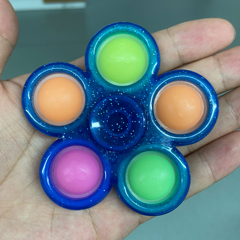 Zuyou fingertip gyro five-leaf luminous pressure bubble pinch music finger gyro children's stall toys wholesale