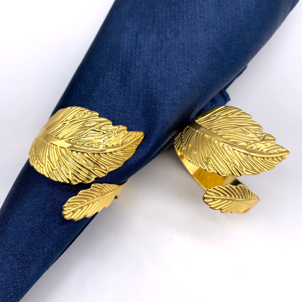 High-end hotel towel ring Golden Leaf napkin ring napkin ring metal napkin buckle mouth cloth ring wholesale