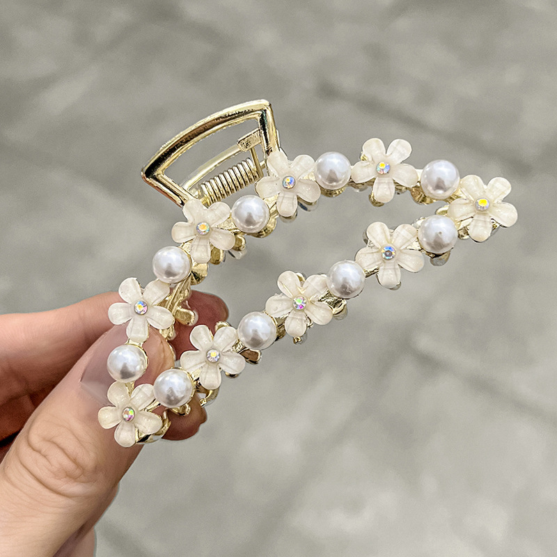 2022 New Flower Medium Grab Clip French Elegant Elegant Hair Clip Net Red Pearl Glaze Metal Hair Grab_voghion.com
