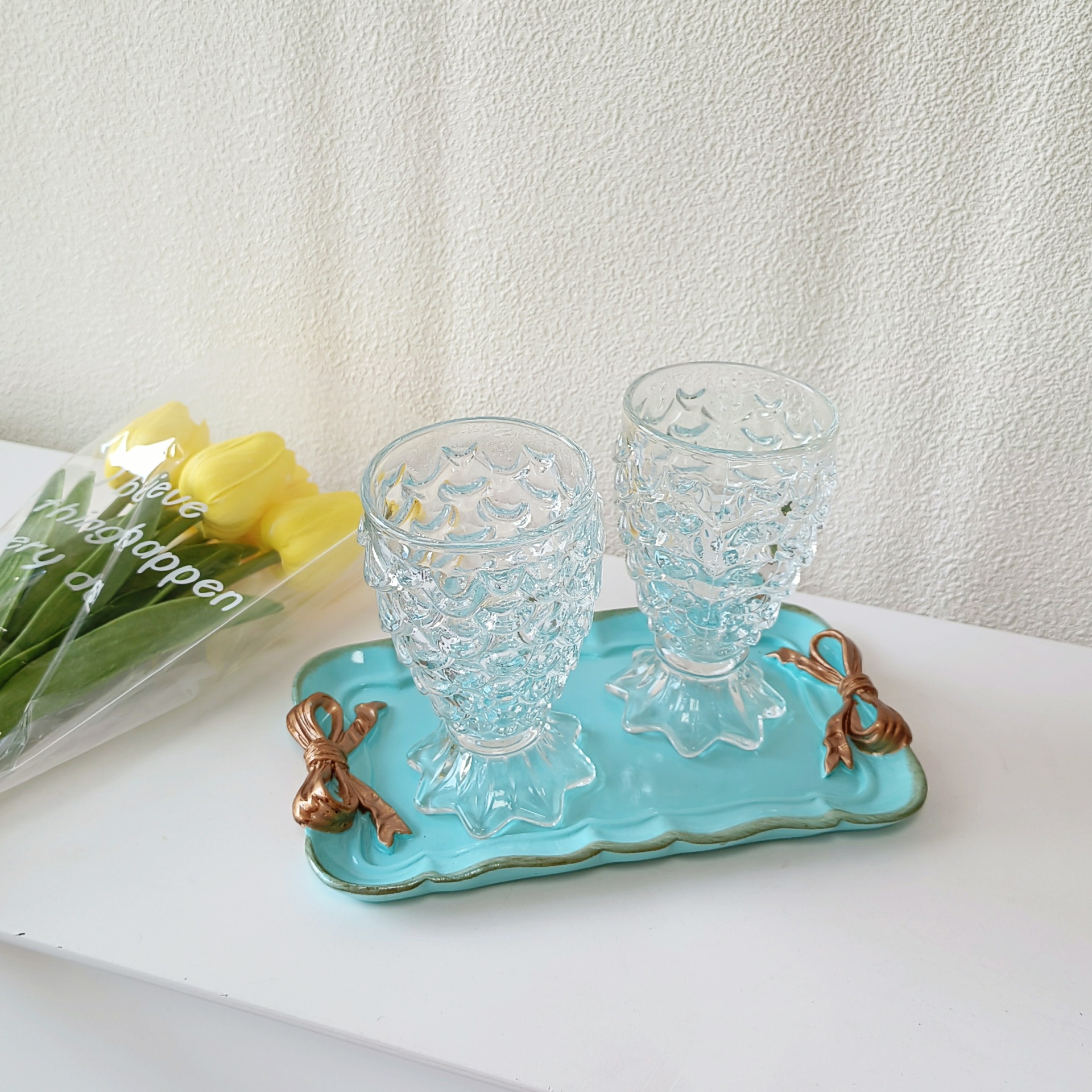 Vintage Dessert Plate Dishpoint Plate Bow Tray Resin Home Fruit Plate Ornaments Japanese Plate Jewelry Tray