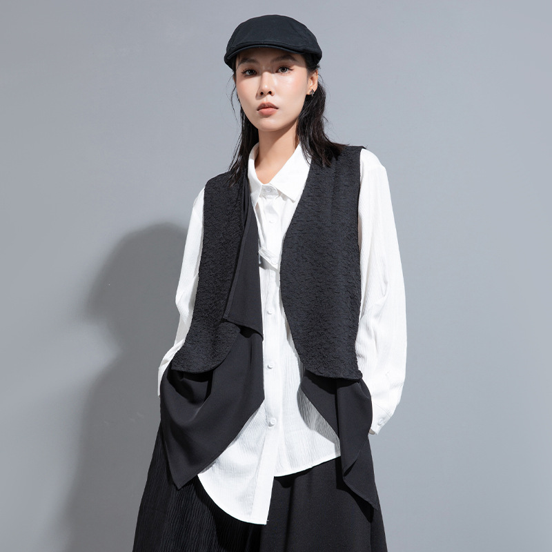 Vest vest spring and autumn sleeveless cardigan with personalized multi-layer design waistcoat layered new style women's handsome top