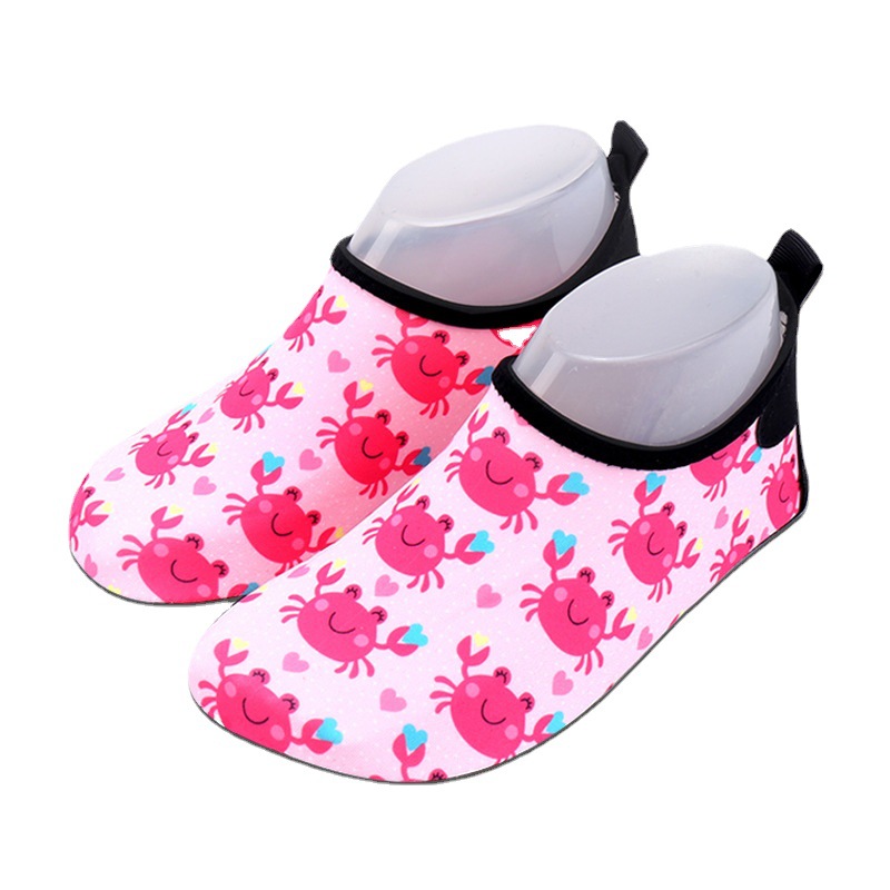 Beachshoes New Beach children's wading barefoot patch skin floating diving shoes women's anti-cut non-slip swimming shoes