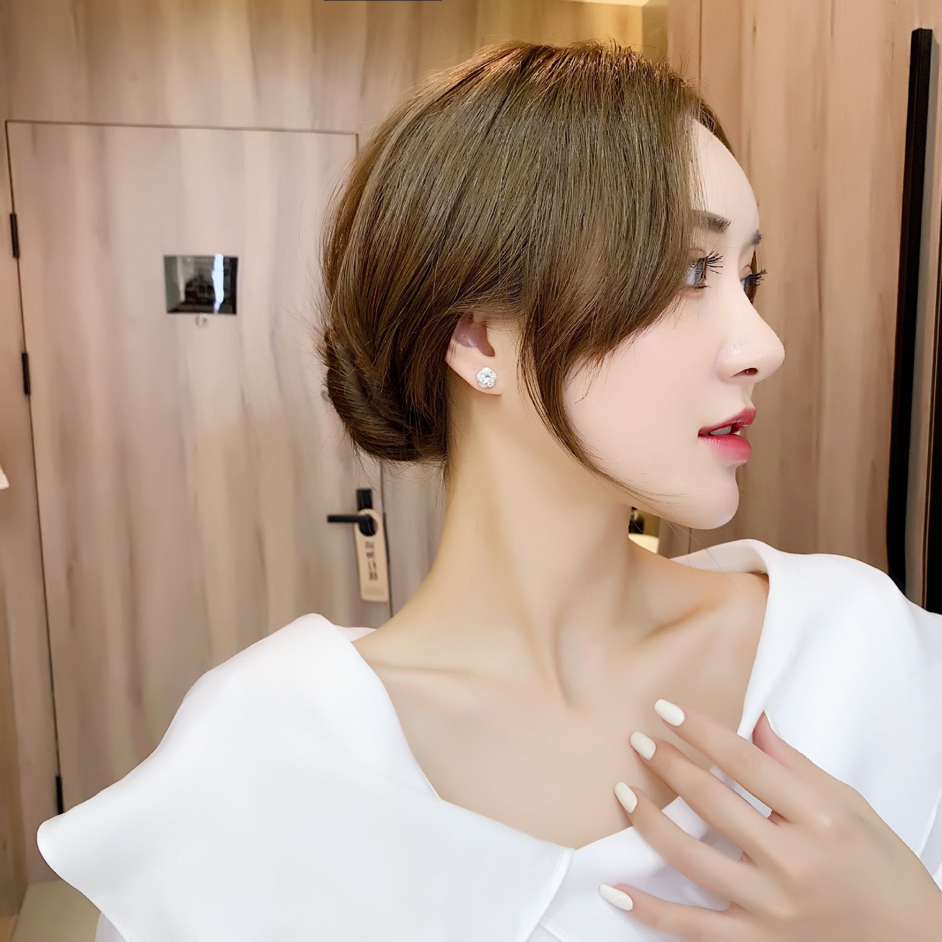 直播熱銷韓版東大門氣質時尚花朵鋯石耳釘S925氣質時尚耳環女