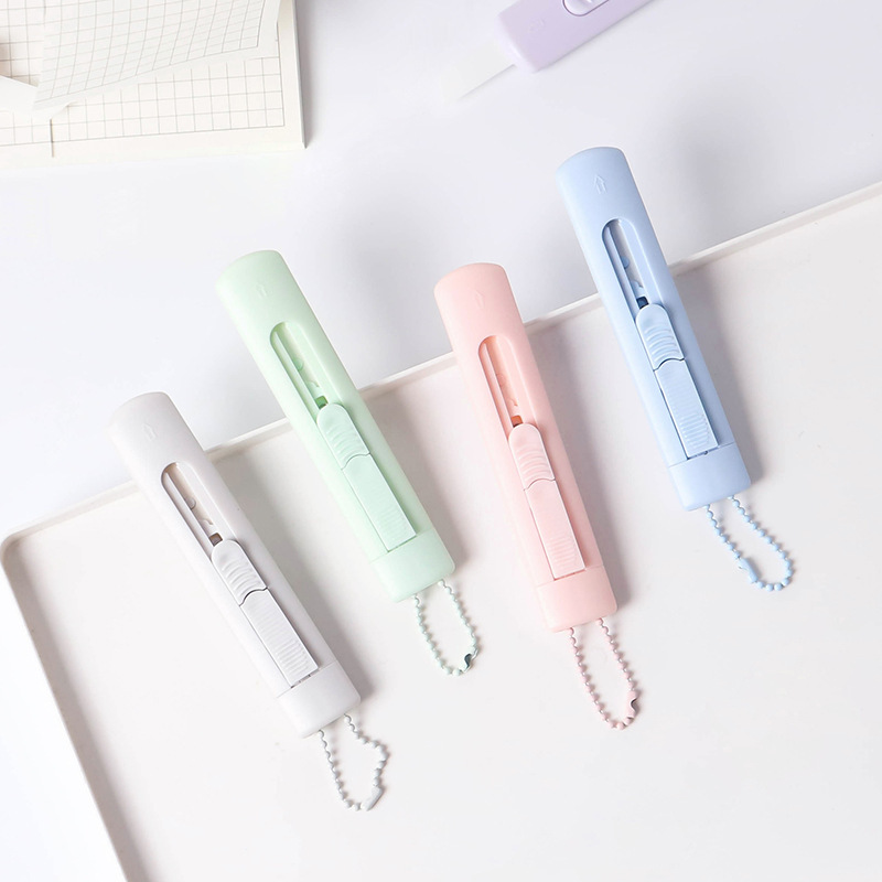 モランディ色の美工刀家庭用陶磁器の刃は小型の速達刀を持ち歩いて宅配便のナイフを分解してセルフロックします。|undefined
